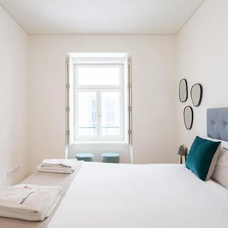 FLH Chiado Central Flat-2
